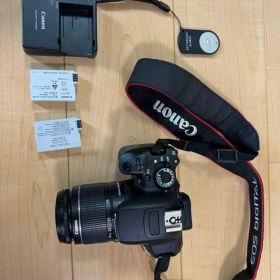 CANONキャノン EOS Kiss X6i 予備電池、リモートコントローラー付