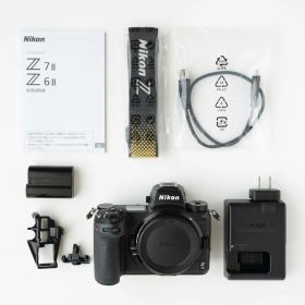 【最終お値下げ】早い者勝ち【美品】 Nikon Z 7II ミラーレス一眼カメラ