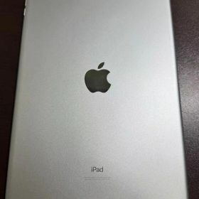 iPad 第8世代 128gb 本体