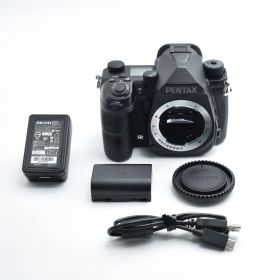 B#11638 PENTAX K-3 Mark III Monochrome Matte Black Edition 【限定モデル】