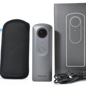 ＜1112＞【ほぼ新品】RICOH THETA V 360度カメラ