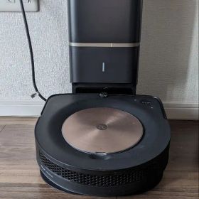 【週末限定！大特価】iRobot ルンバ s9+ ロボット掃除機 自動ゴミ収集機