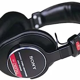 【中古】SONY 有線 密閉型スタジオモニターヘッドホン 黒 MDR-CD900ST