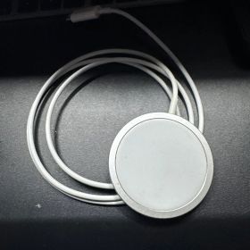 Apple Magsafe 充電器
