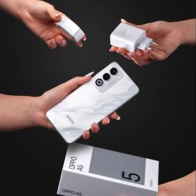 OPPO A5 ホワイト 充電器・箱付き 新品未使用