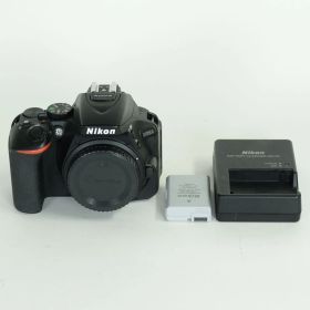 [良品 | シャッター数13,730回] Nikon D5600 [ボディ] | Nikon Fマウント