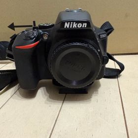 Nikon D5600 デジタル一眼レフカメラ ダブルズームレンズキット