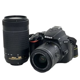 Nikon D5600 デジタル一眼レフカメラ ダブルズームキット 18-55mm 70-300mm カメラ DXフォーマット ニコンFマウント 中古 K11051999