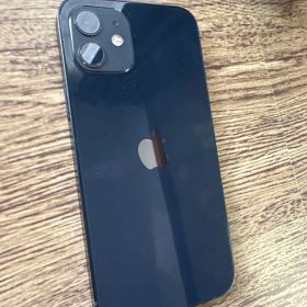 Apple iPhone 12 ブラック 本体