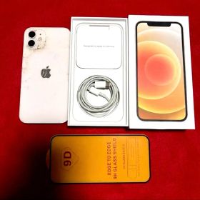 Apple iPhone 12 64GB ブラック 本体 simフリー