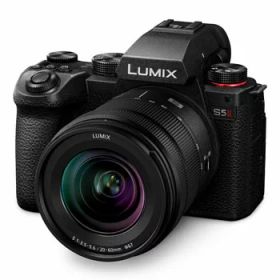 【新品】Panasonic LUMIX DC-S5M2K 標準ズームレンズキット【日曜日以外即日発送】【送料無料】