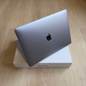 【美品】MacBookAir 2020 Intel i5 グレー 充放電250回
