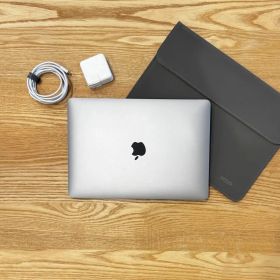 【美品】MacBook Air 2020 i5 メモリ16GB SSD2TB