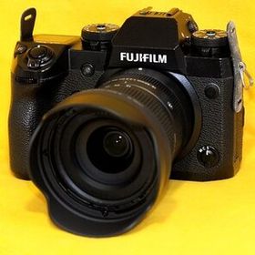 ★一発即決★FUJIFILM「X-H1」18-50mm F2.8＆64GB付★手ぶれ補正内蔵★最新ファームウェアに更新済です★ミラーレス★