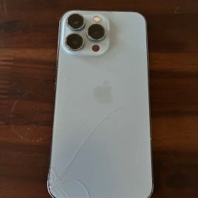 iPhone 13pro シエラブルー【ヒビあり】