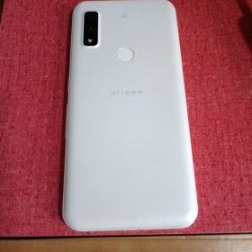 SIMフリー arrows we スマートフォン 本体 ホワイト