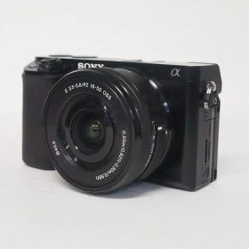 【中古】 (ソニー) SONY α6100+E PZ16-50 ブラック 海外モデル【中古カメラ デジタル一眼】 ランク：B