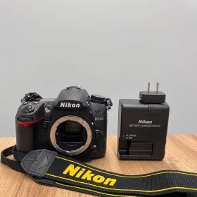 超美品！ ニコン Nikon D7000 ボディ