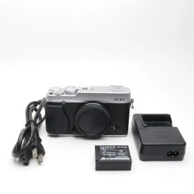 FUJIFILM X-E1 ボディ シルバー ミラーレス一眼レフカメラ 〔FUJIFILM X マウント〕