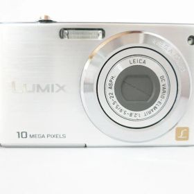 デジタルカメラ Panasonic LUMIX DMC-FS7 シルバー