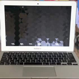 macbook air 11インチ(Early2015)