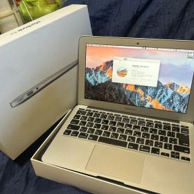 MacBook air 11インチ アプリケーションインストール済み