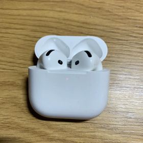 Apple AirPods 第4世代 ノイズキャンセリング付きなし