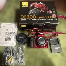 美品 Nikon D3300 レッド 18-55 VR II Kit