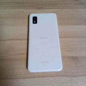 AQUOS wish3 SH-53D ホワイト docomo版 SIMフリー