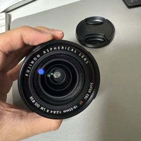 Fujinon XF18-55mm f/2.8-4 ズームレンズ