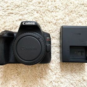 Canon EOS Kiss X10 ボディ