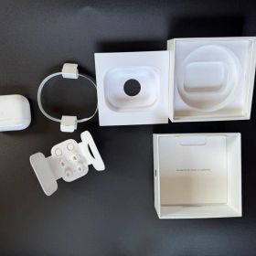 AirPods Pro 第2世代 Lightning 純正 美品 動作確認済み