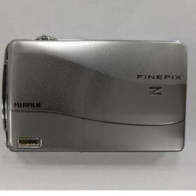 フジフイルム(富士フイルム)のデジカメ FUJIFILM FINEPIX Z700EXR シルバー(コンパクトデジタルカメラ)