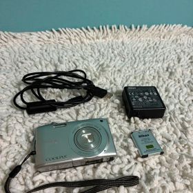 Nikon COOLPIX S3300 シルバー 1