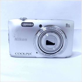 Nikon COOLPIX S3600 シルバー 電源のみ確認済 デジタルカメラ コンパクトカメラ コンデジ