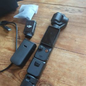 DJI Pocket 2 本体 バッテリー、マイク、ケースセット