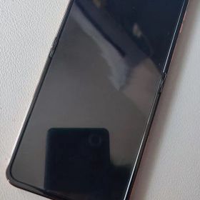 Motorola razr 60 pro アメリカ版