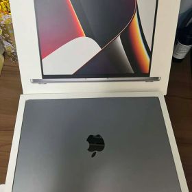 MacBook Pro 14インチ シルバー