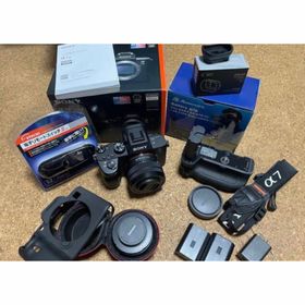 ソニー(SONY)の旅行やアウトドアキャンプレンズ２本セットSONYILCE-7M3α7III付属品(デジタル一眼)