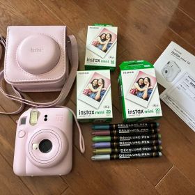 【美品】インスタントカメラ チェキ instax mini 12 (4点セット)