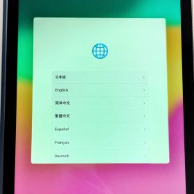 【美品】 iPad 第6世代 バッテリー50％ シルバー ★PAD-610.622