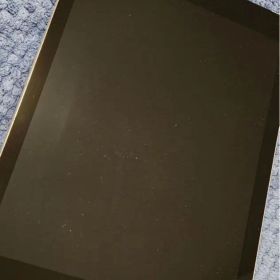 バッテリー100% Apple iPad (第6世代) ゴールド