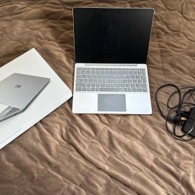 Microsoft Surface Laptop go 2 シルバー 本体