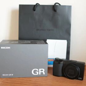 【シャッター412回】RICOH GR IV （GRスペース東京購入品）