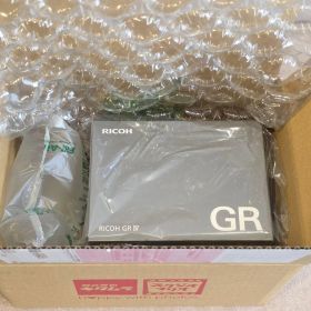 RICOH GR IV デジタルカメラ APS-C GR4 コンデジ GRIV③