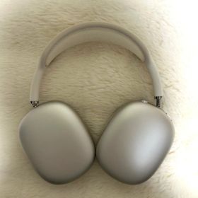 第2世代 AirPods MAX スターライト （USB-C）