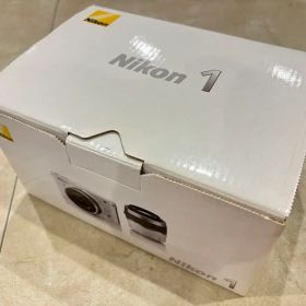 【美品】ニコン Nikon1 J1ホワイト 30-110mm ズームレンズセット