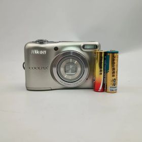 Nikon COOLPIX L30 Silver コンパクトデジタルカメラ