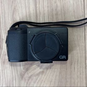【美品】リコー RICOH GRIII GR3【ショット数 約束 4220枚】