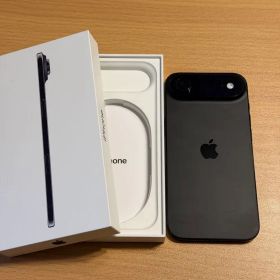 【ほぼ未使用】iPhone Air 256GB ブラック 100% 美品 箱あり